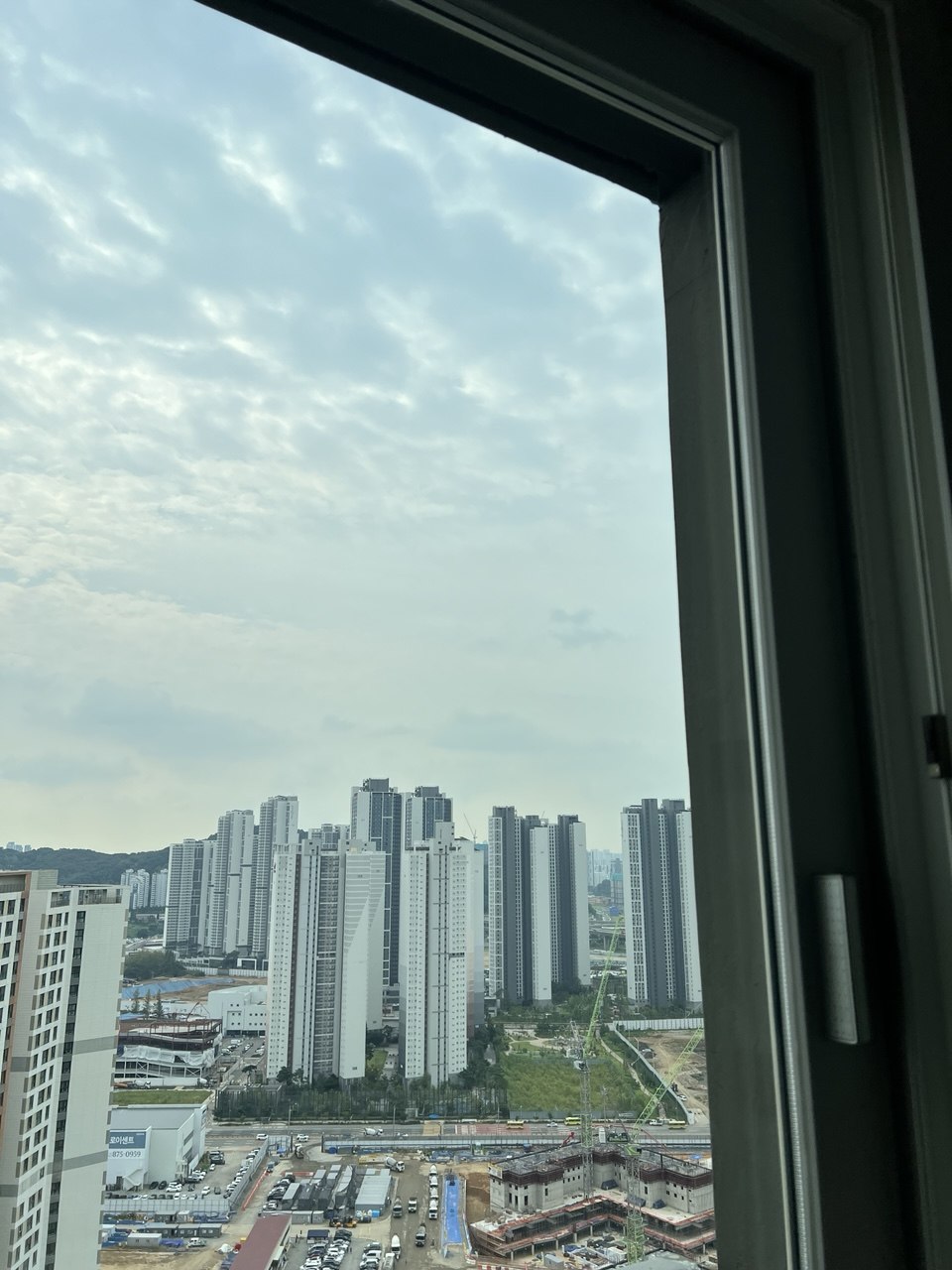 incheon-yongheyon-skview-windowcleaning12