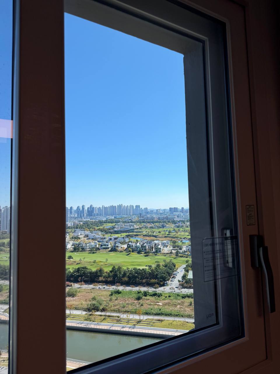 songdo-windowcleaning12